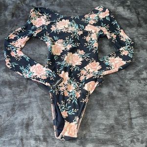 Billabong swimsuit- long sleeve